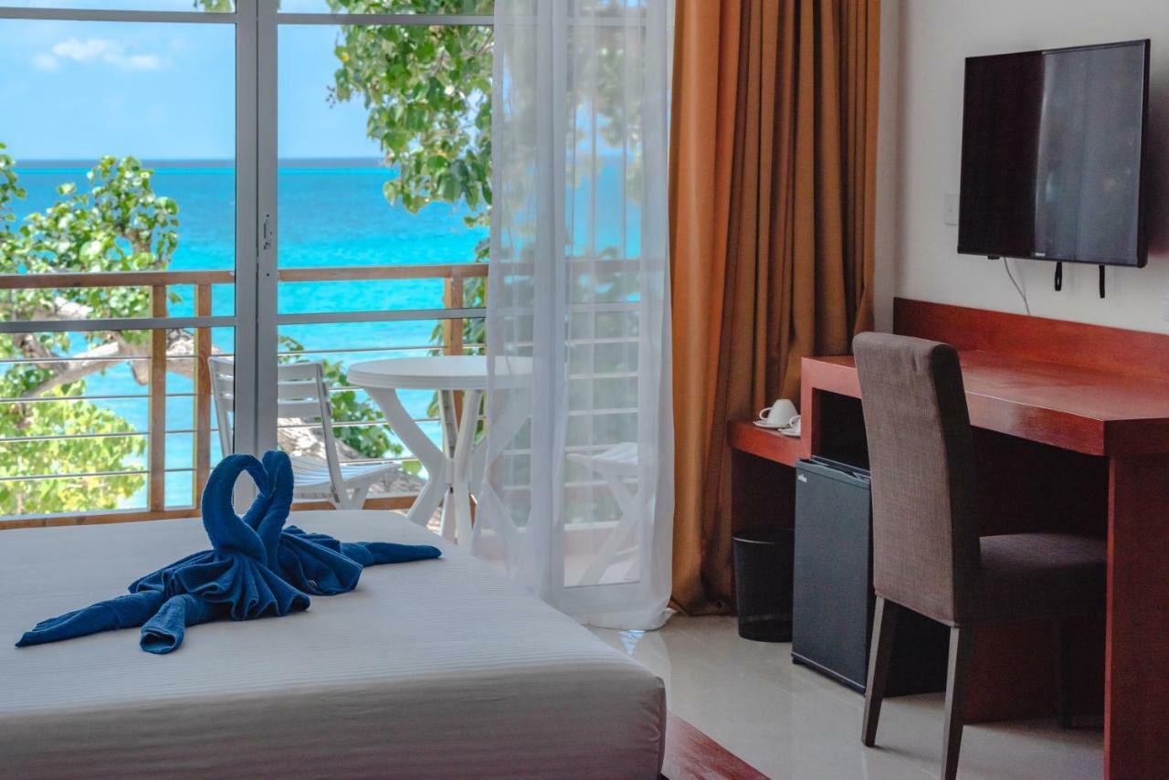 Athiri Beach Maldives Dhigurah  Exterior foto